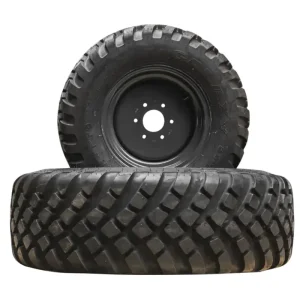 Tym Kommunalbereifung breit vorne 280/70 R16, hinten 380/70 R24 passend für Tym Allrad-Kompakttraktor F25, F50Rn, 5025, 6225 Angebot