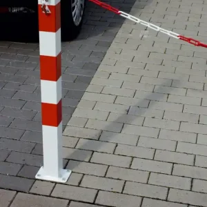 Absperrkettenpfosten 70 x 70 mm, Dübelbefestigung, mit Profilzyinderschloss Günstig