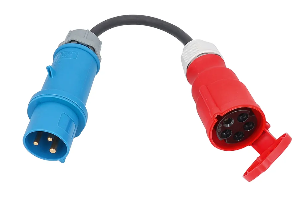 Schwabe Adapterleitung für Elektroauto-Ladekabel E5 Eingang CEE 230V 32A 3-polig Ausgang CEE 400V 32A 5-polig Preiswert