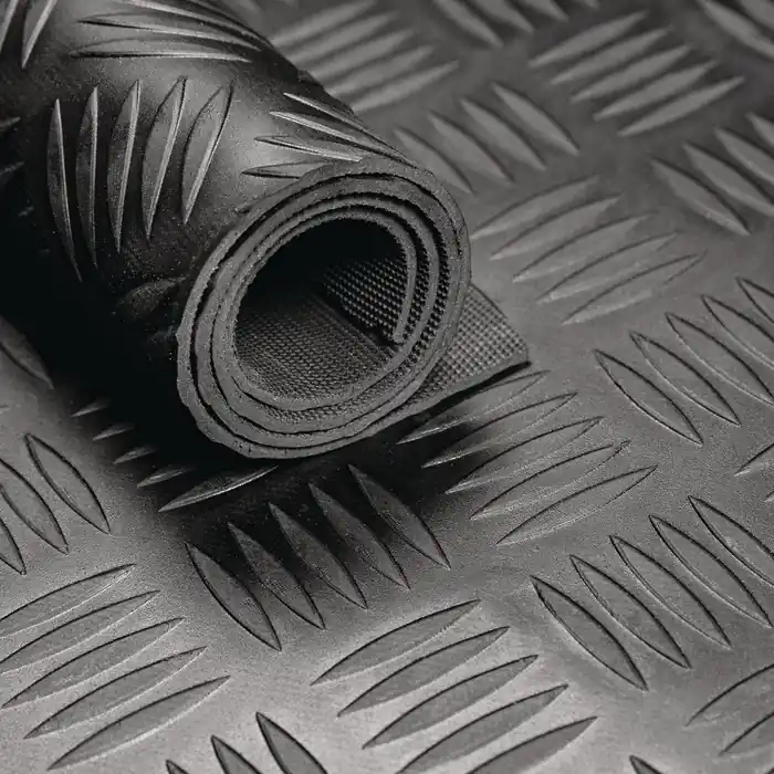 Gummihammerschlagmatte B.1,5m L.10m D.3mm schwarz NR/SBR o.Gewebeeinlage VE: 15 Quadratmeter Top-Seller